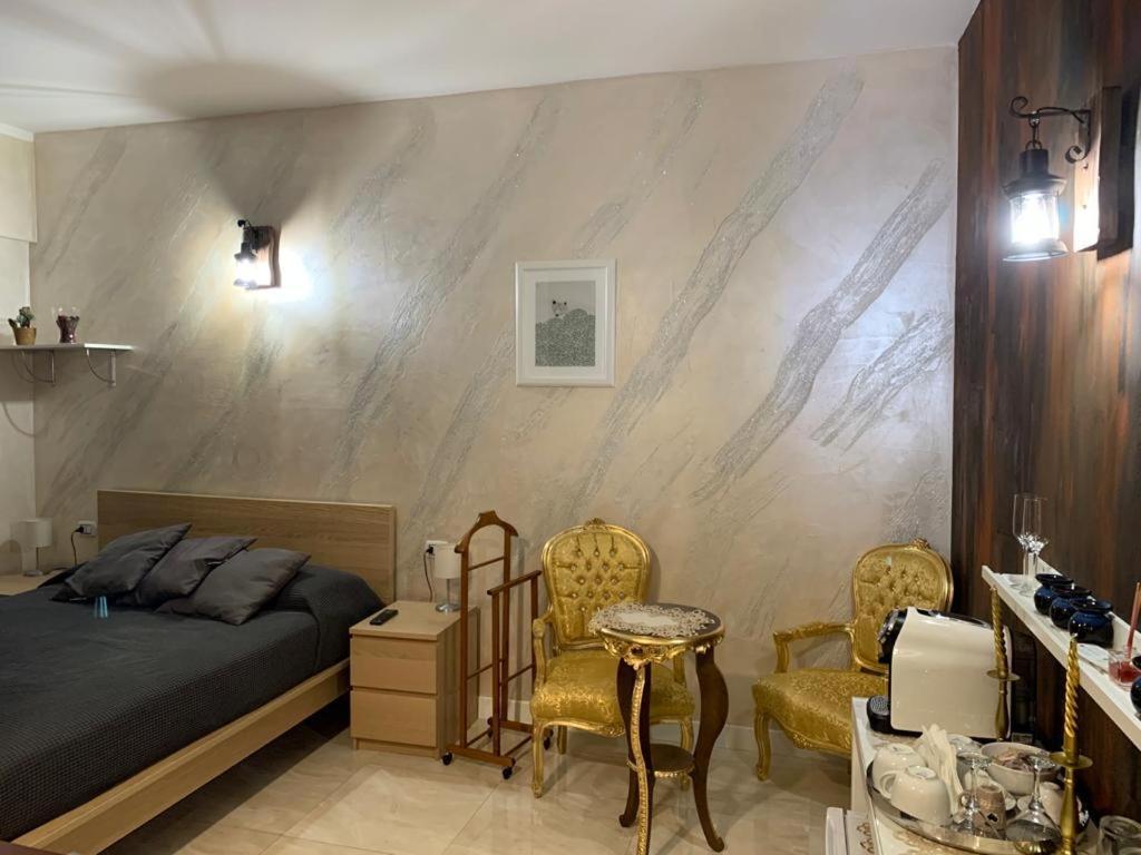 Gold House Hotel ลาสเปเซีย ภายนอก รูปภาพ