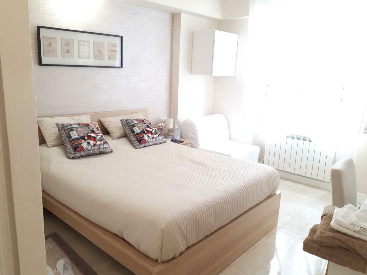 Gold House Hotel ลาสเปเซีย ภายนอก รูปภาพ