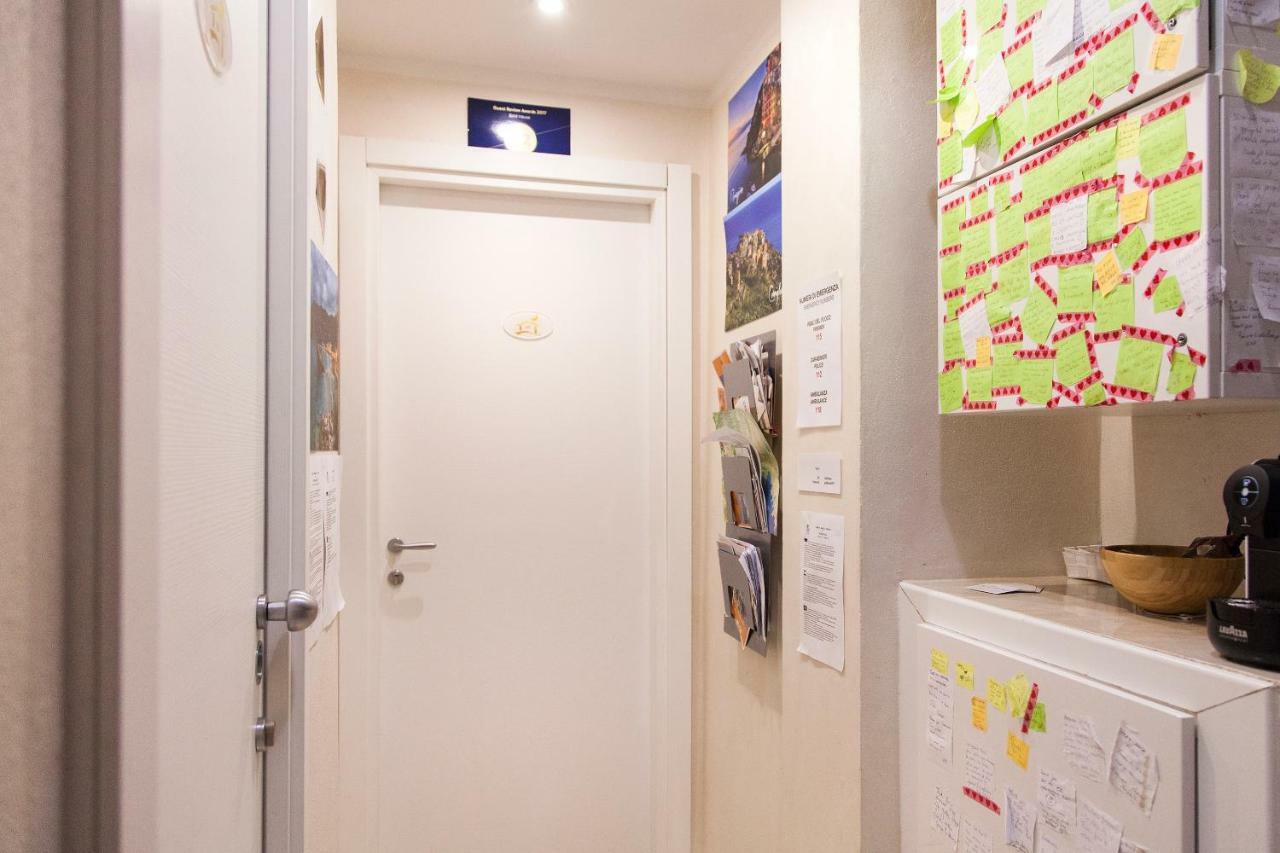 Gold House Hotel ลาสเปเซีย ภายนอก รูปภาพ